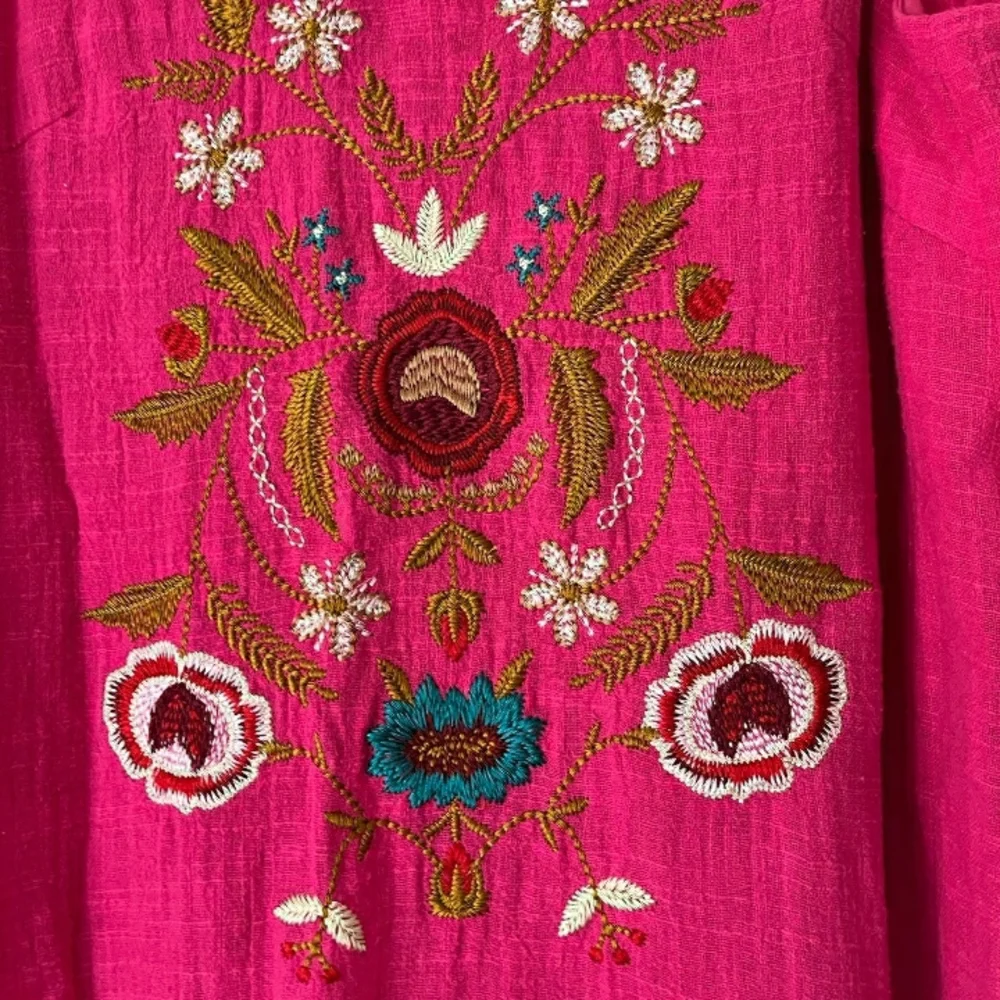 Embroidered Pink Sleeveless Dress - Picture 5 of 8